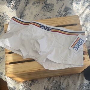 BIKE Men's White Boxer Trunks with Multicolor Waistband